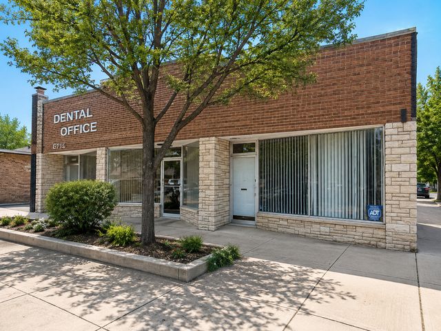 6316 N Cicero Avenue, Chicago, IL 60646