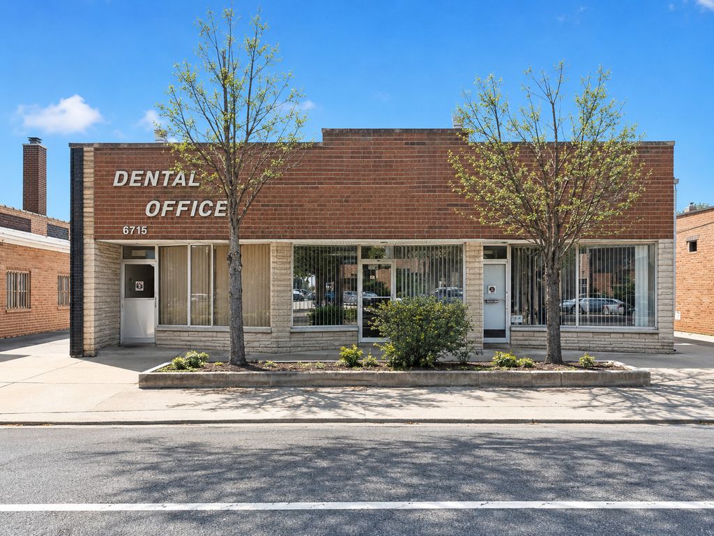 6316 N Cicero Avenue, Chicago, IL 60646