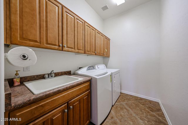 12439 W YELLOW BIRD Lane, Peoria, AZ 85383