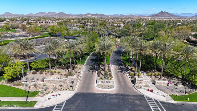 12439 W YELLOW BIRD Lane, Peoria, AZ 85383