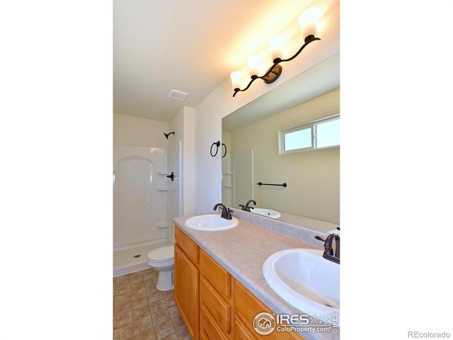 4865 Grapevine Way, Johnstown, CO 80534