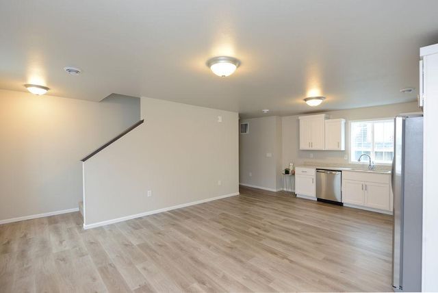 703 & 705 10th Avenue N, Fargo, ND 58102