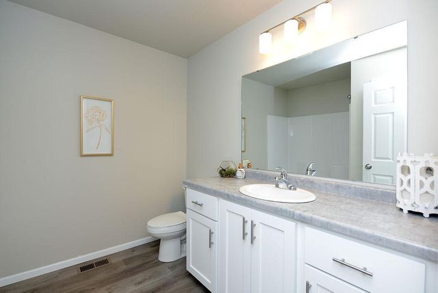 703 & 705 10th Avenue N, Fargo, ND 58102