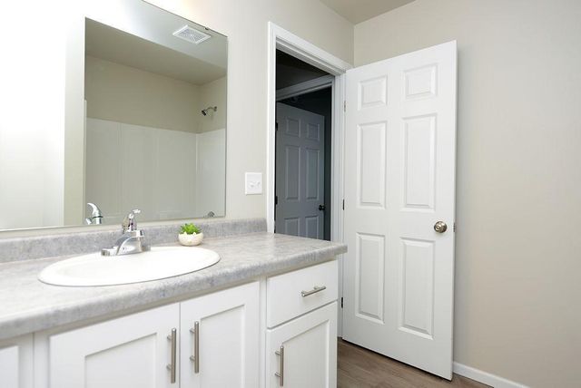 703 & 705 10th Avenue N, Fargo, ND 58102