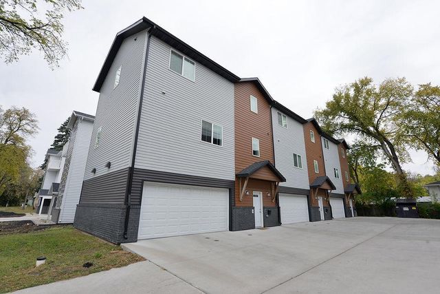 703 & 705 10th Avenue N, Fargo, ND 58102