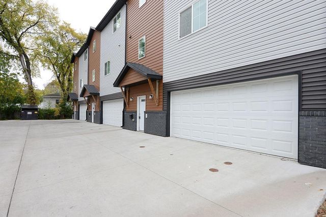 703 & 705 10th Avenue N, Fargo, ND 58102