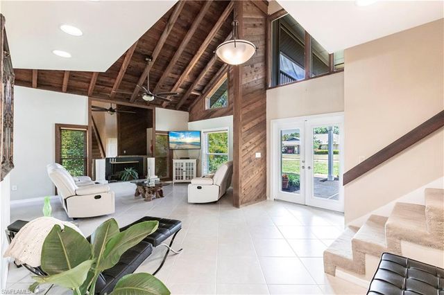 183 Old Tamiami TRL, Naples, FL 34110