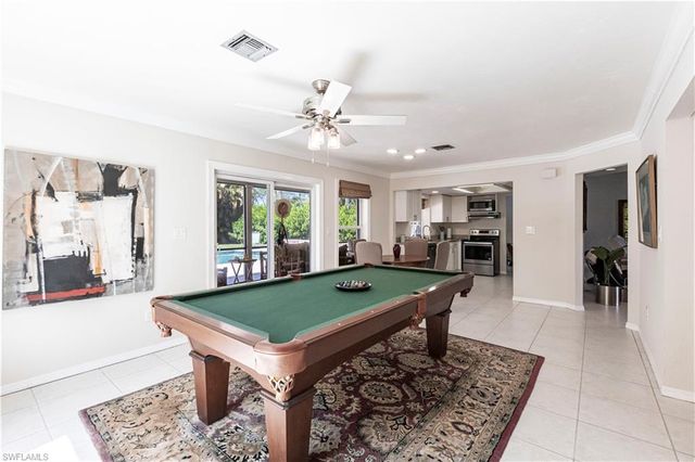 183 Old Tamiami TRL, Naples, FL 34110