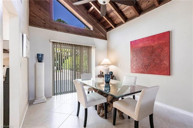 183 Old Tamiami TRL, Naples, FL 34110