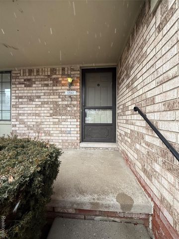 5561 Mansfield Avenue, Sterling Heights, MI 48310