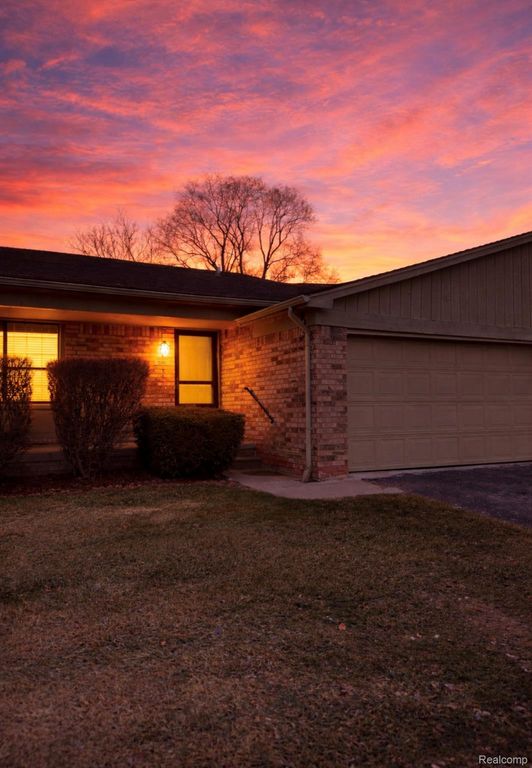 5561 Mansfield Avenue, Sterling Heights, MI 48310