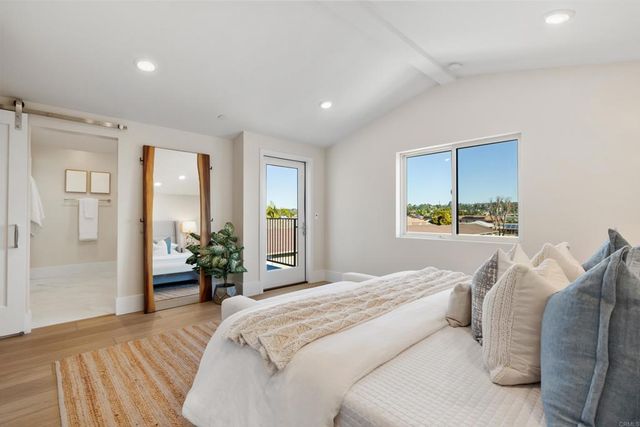 318 Chinquapin Avenue, Carlsbad, CA 92008