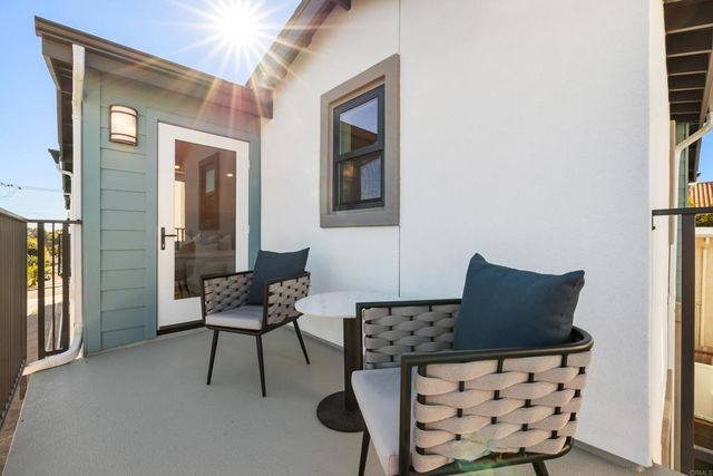 318 Chinquapin Avenue, Carlsbad, CA 92008