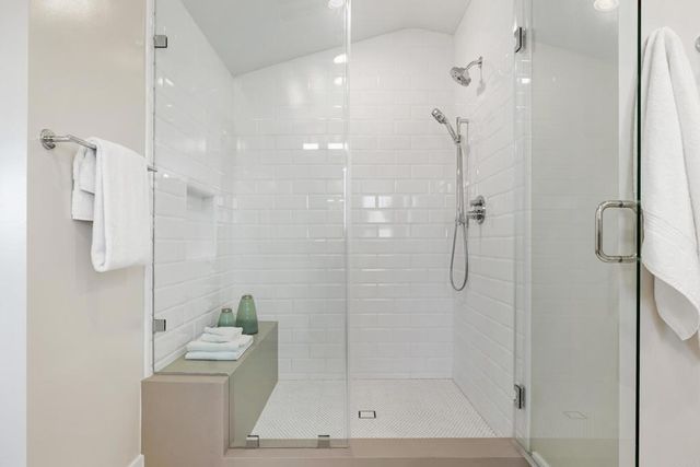 318 Chinquapin Avenue, Carlsbad, CA 92008