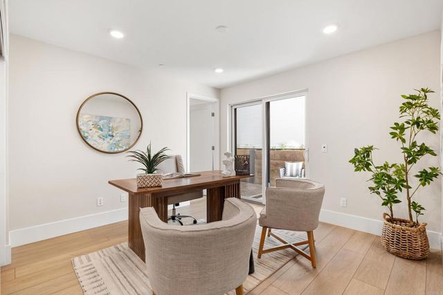 318 Chinquapin Avenue, Carlsbad, CA 92008