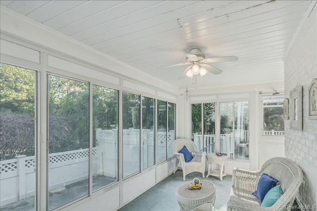 36 Roosevelt Place, Rockville Centre, NY 11570