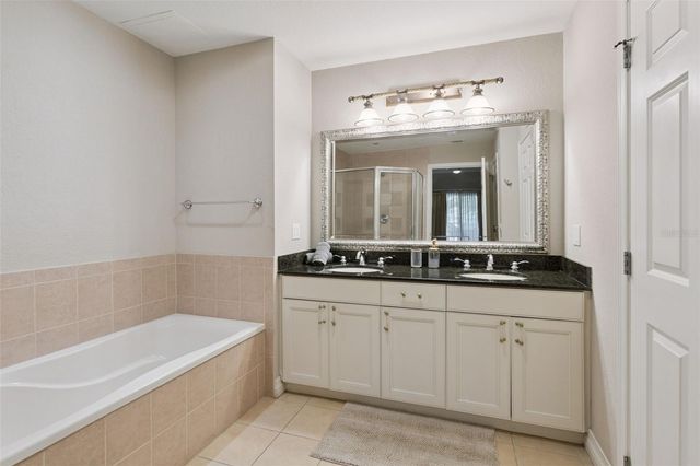 7602 SANDY RIDGE DR 102, Kissimmee, FL 34747