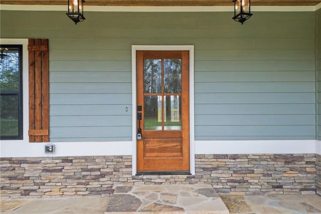 176 Windsor Way, Jasper, GA 30143