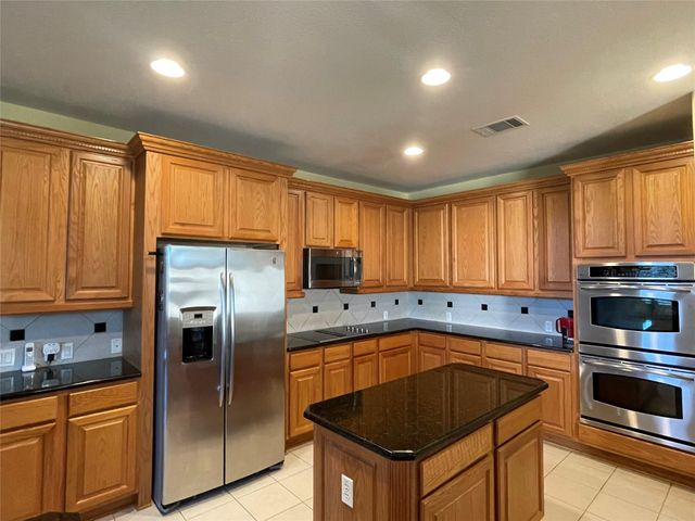 117 Vailco LN, Austin, TX 78738