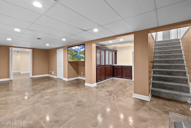2507 Mavis Ct, Louisville, KY 40216