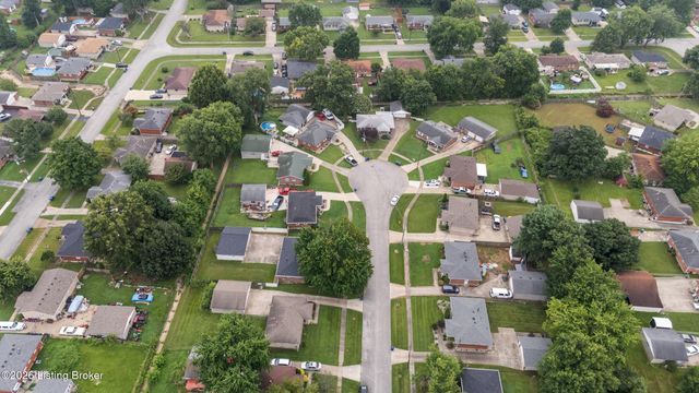 2507 Mavis Ct, Louisville, KY 40216