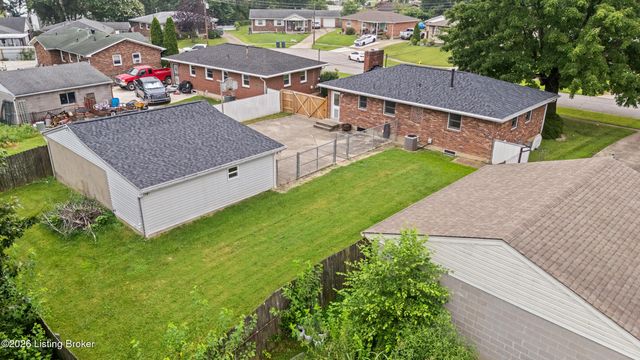 2507 Mavis Ct, Louisville, KY 40216