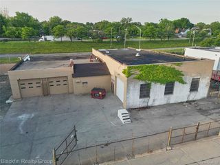 15410 Harper Avenue, Detroit, MI 48224