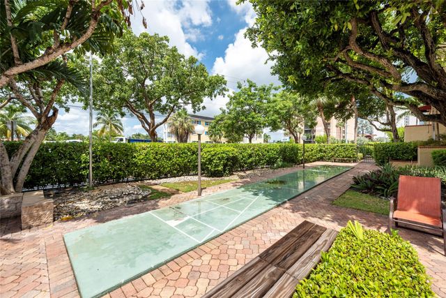 400 N Riverside Dr 106, Pompano Beach, FL 33062