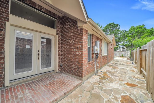 11219 Timbercreek Falls Drive, Houston, TX 77095