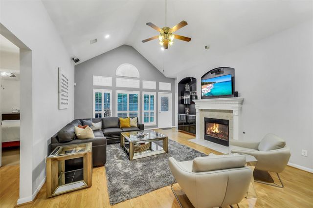 11219 Timbercreek Falls Drive, Houston, TX 77095