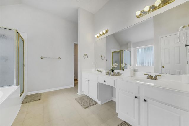 11219 Timbercreek Falls Drive, Houston, TX 77095