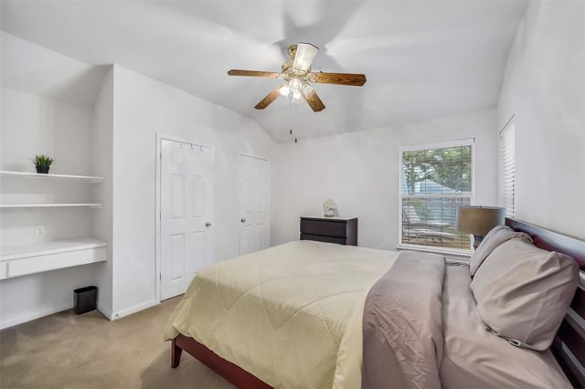 11219 Timbercreek Falls Drive, Houston, TX 77095