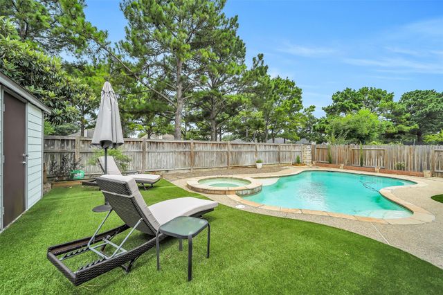 11219 Timbercreek Falls Drive, Houston, TX 77095