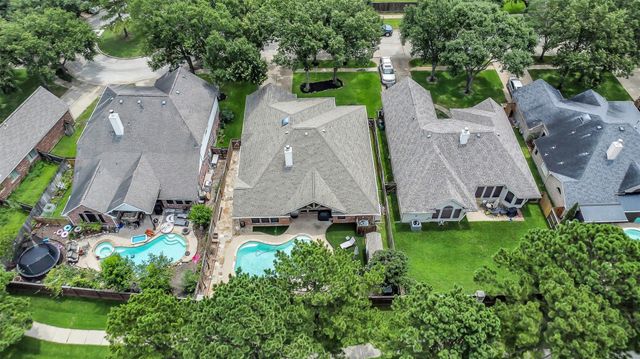 11219 Timbercreek Falls Drive, Houston, TX 77095