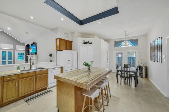 11219 Timbercreek Falls Drive, Houston, TX 77095