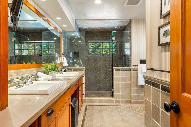 100 Bob Watson, Truckee, CA 96161