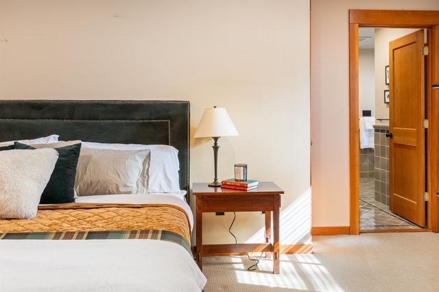 100 Bob Watson, Truckee, CA 96161