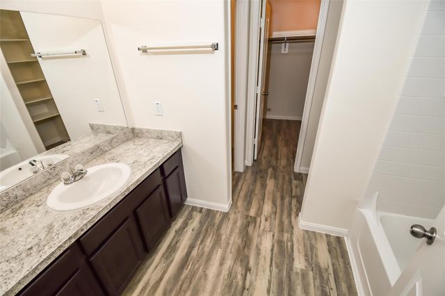 2607 Montecito Lane, Richmond, TX 77406