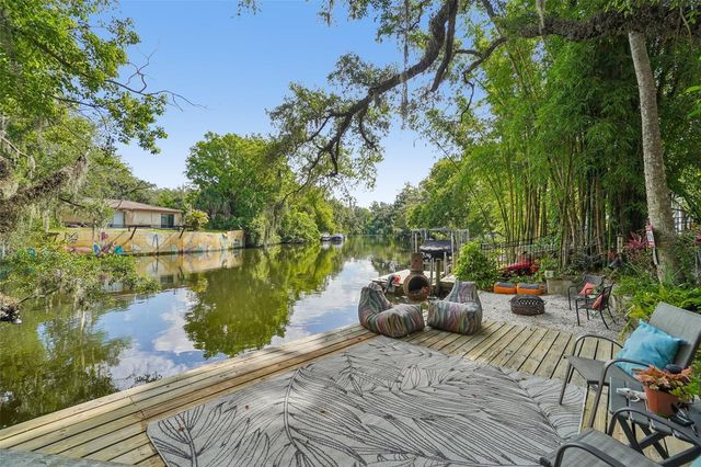 1204 E PARK CIRCLE, Tampa, FL 33604