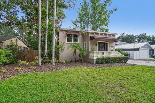 1204 E PARK CIRCLE, Tampa, FL 33604