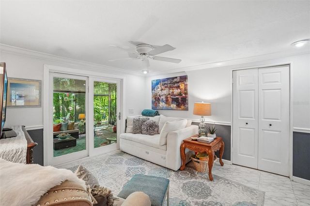 1204 E PARK CIRCLE, Tampa, FL 33604