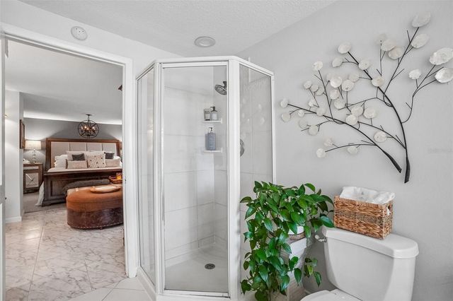 1204 E PARK CIRCLE, Tampa, FL 33604