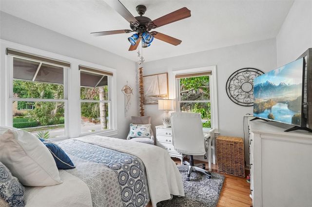 1204 E PARK CIRCLE, Tampa, FL 33604