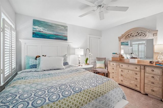 1204 E PARK CIRCLE, Tampa, FL 33604