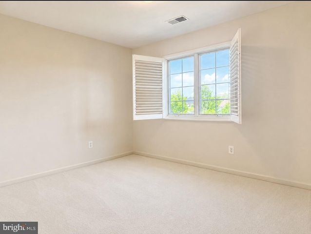 43520 LUCKETTS BRIDGE CIR, Ashburn, VA 20148