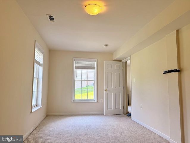 43520 LUCKETTS BRIDGE CIR, Ashburn, VA 20148