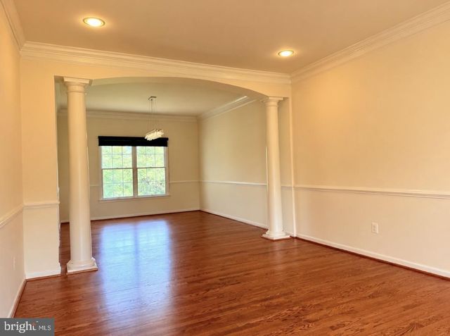 43520 LUCKETTS BRIDGE CIR, Ashburn, VA 20148