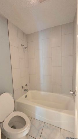 10052 Mint Dr, Baton Rouge, LA 70809