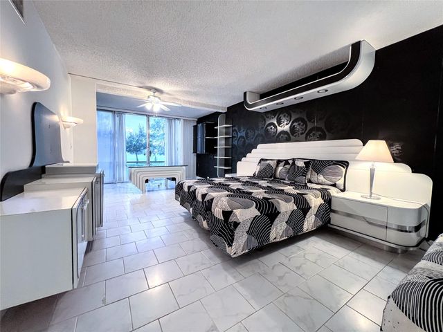 800 Cypress Grove Dr 106, Pompano Beach, FL 33069