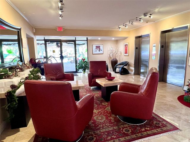 800 Cypress Grove Dr 106, Pompano Beach, FL 33069